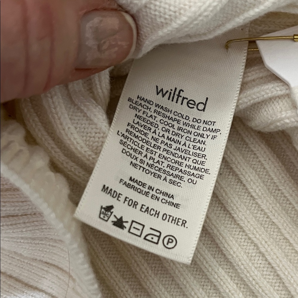 Aritzia Ribbed Knit Crop Top - oak - Picture 5 of 6